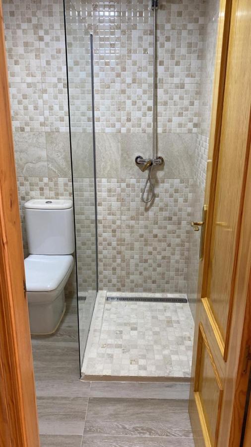 Habitacion Grande Con Bano Privado En Coin A 30Km De La Playa Kültér fotó