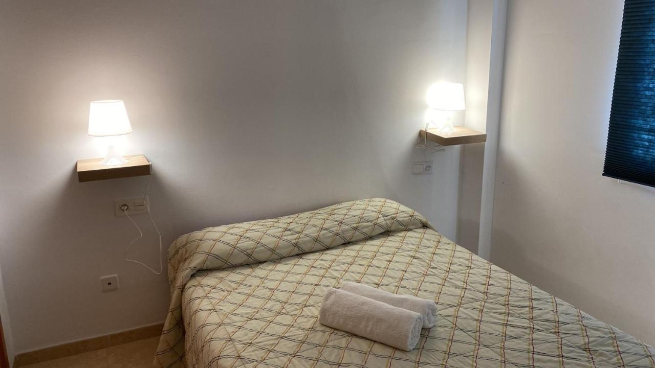 Habitacion Grande Con Bano Privado En Coin A 30Km De La Playa Kültér fotó